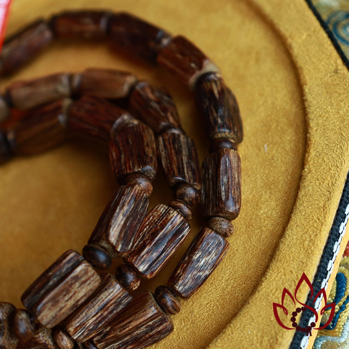 Vòng Trầm Hương Trúc Thô | Quấn 3 Vòng | Trầm Kiến Tự Nhiên